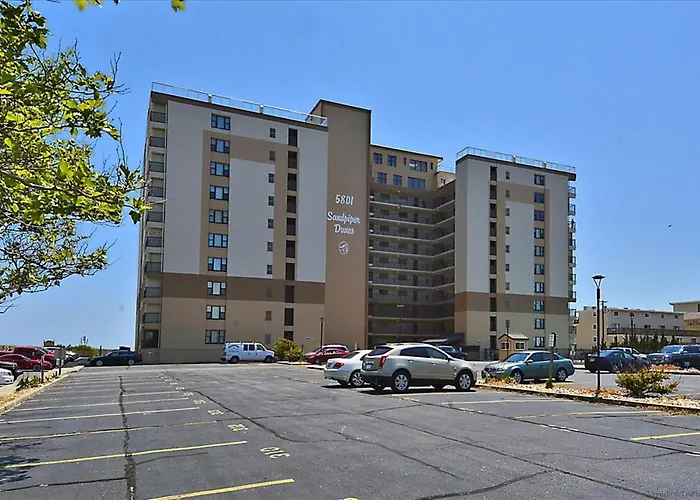 Sandpiper Dunes 204 *